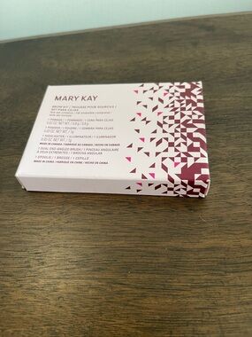 New MARY KAY Brow Kit Blonde Blond